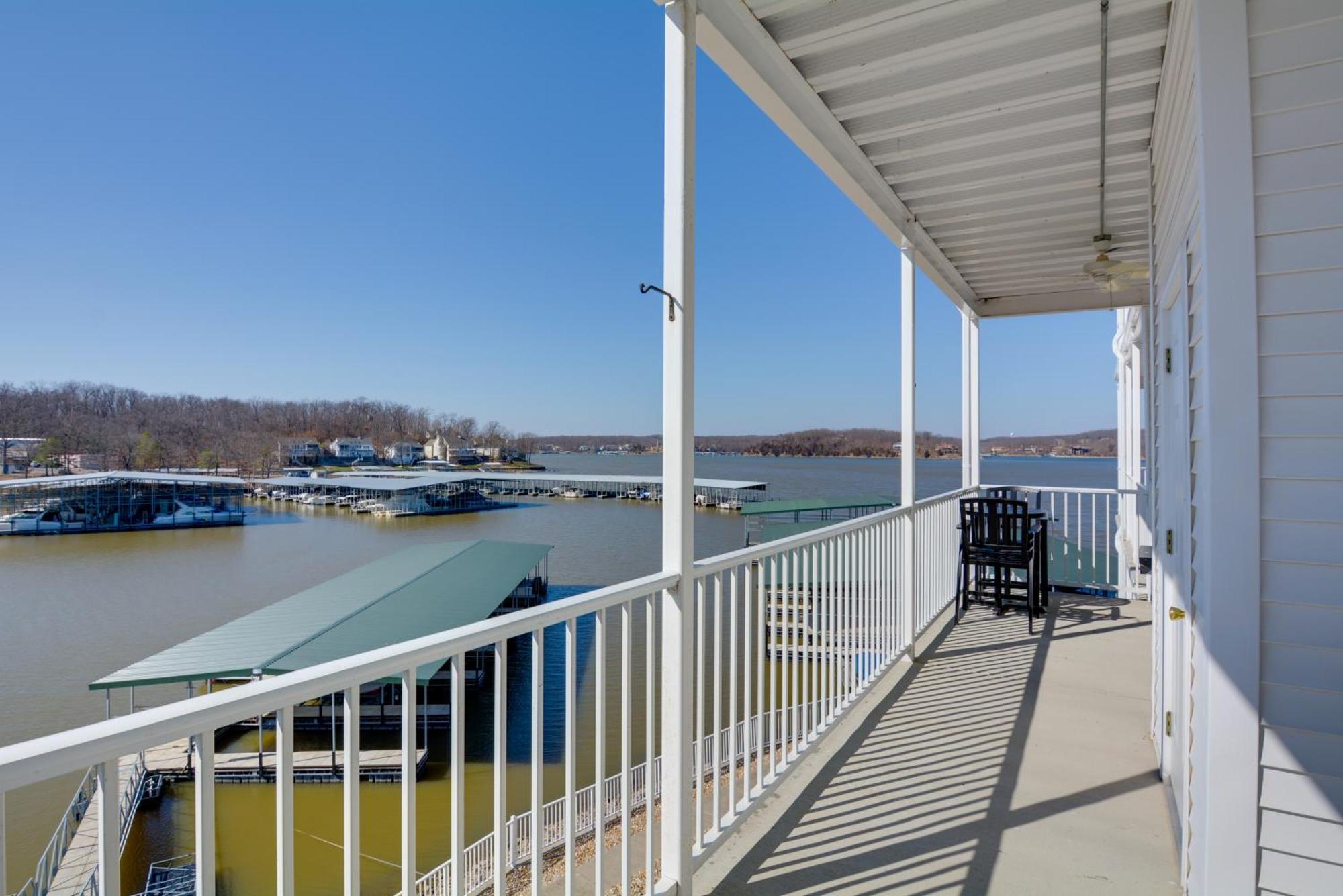 Lakefront Osage Beach Condo With Pool And Water Views! Eksteriør billede
